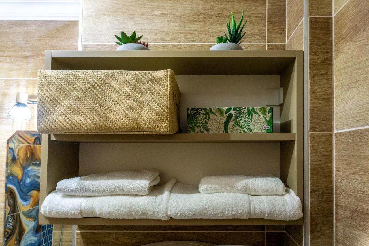 Secret Garden Apartman 미슈콜츠 외부 사진